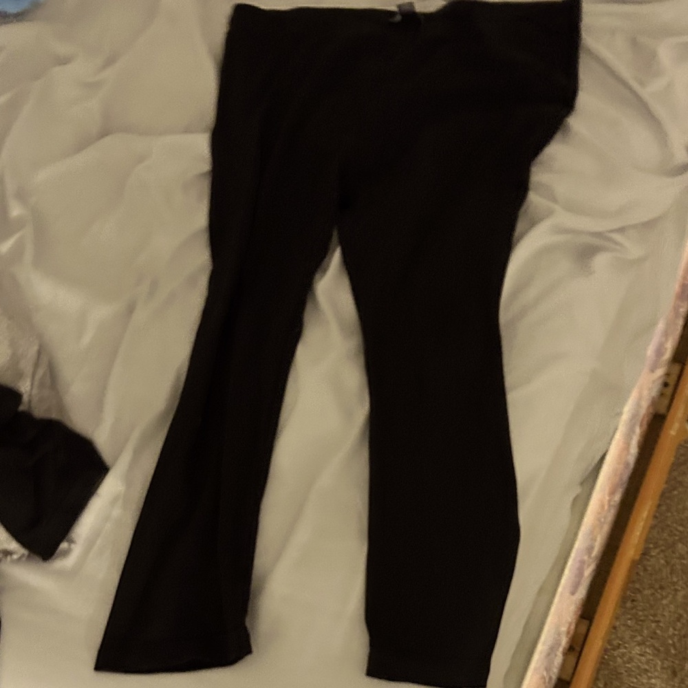 The pants are from shein and the size is xL